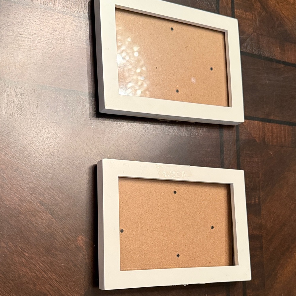 White Photo Frame Set